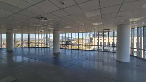 102 Rivonia Road, Sandton has a 375m² Office Space Available To Let (8)